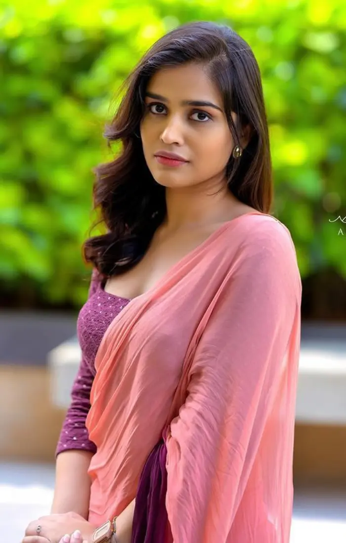 Escorts in Tilak Nagar Main Road